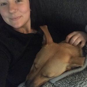 Meet your Posher, Alison